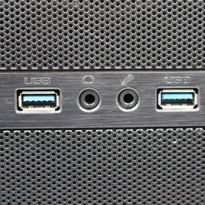中古  TSUKUMO G-GEAR(Intel Core i7 9700K/16GB/SSD512GB/DVDマルチ/NVIDIA GeForce RTX 2070 SUPER 8GB/W11H64 MAR) 179431 