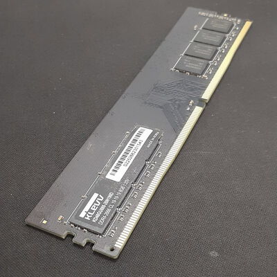 【鹿児島店】中古  PC4-21300 8GB デスクトップ用(DDR4-2666) 126165 