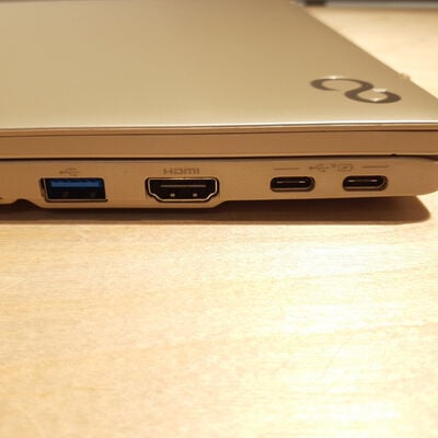 【鹿児島店】中古  FUJITSU FMV LIFEBOOK M55J3G(Ryzen 5 7520U/16GB/SSD250GB/W11H) 4700000907 