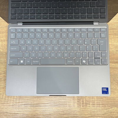 【津ラッツ店】中古  富士通 FMVCZSK1M4(Ultra 5 134U/16GB/SSD256GB/W11H) 4990001656 