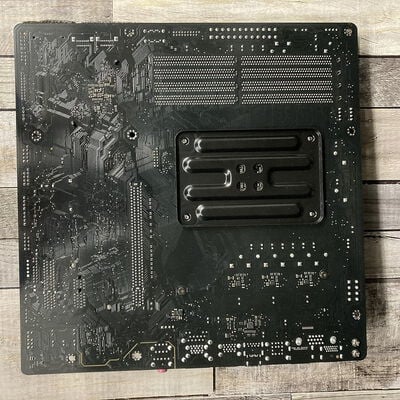 【広島店】中古  ASRock B550M Pro4 (B550 AM4 mATX DDR4) 142938 