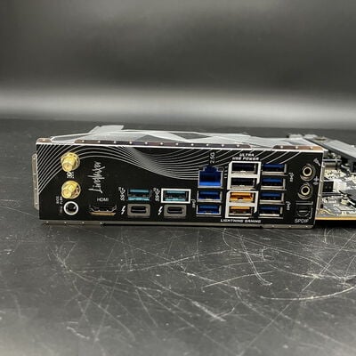 【大須店】中古  ASRock Z890 LiveMixer WiFi (Z890 1851 ATX DDR5) 172167 