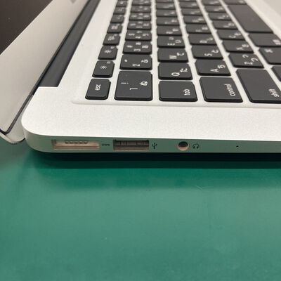 【浦添城間店(沖縄)】中古  Apple MacBook Air 13インチ 2017(Core i5 1.8GHz/8GB/128GB SSD) MQD32J/A 4540001919 