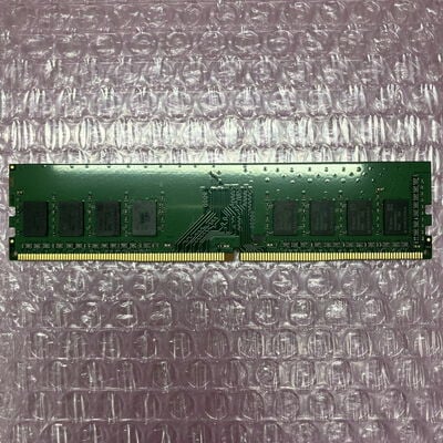 【町田店】中古  PC4-17000 16GB デスクトップ用(DDR4-2133) 135640 