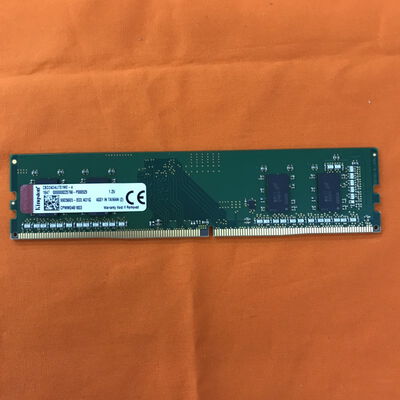 【なんば店】中古  PC4-19200 4GB デスクトップ用 126162 