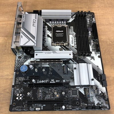 【姫路店】中古  ASRock B760 Pro RS/D4 (B760 1700 ATX DDR4) 167288 