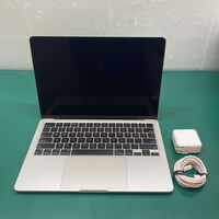 中古  MacBook Air 13インチ  MC7W4JA/A（Apple M2[CPU8C/GPU8C] /16GB/256GB スターライト 3290006993 