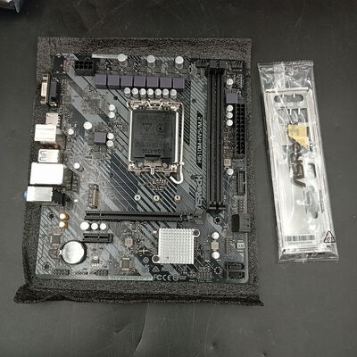 【大須店】中古  ASRock H610M-HVS/M.2 R2.0 (H610 1700 mATX DDR4) 3120023442 