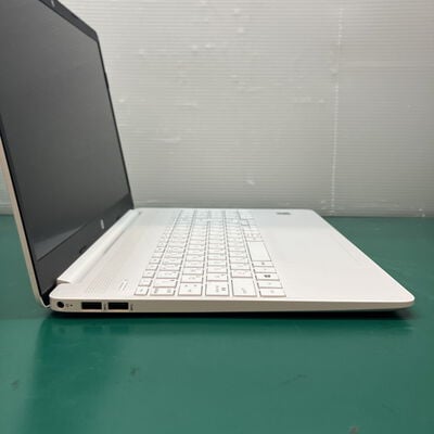 【浦添城間店(沖縄)】中古  HP 15s-fq1065TU(i5-1035G1/8GB/SSD256GB/15.6FHD/WLAN/W10H) 4780001043 