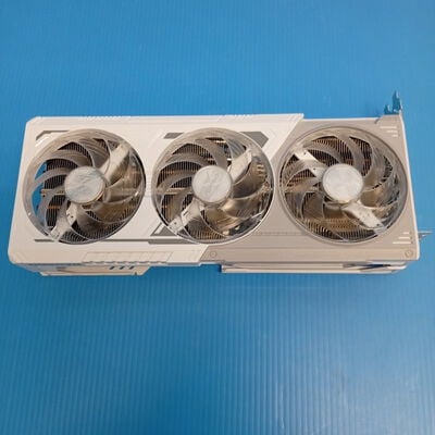 【大須店】中古  ASRock RX9070XT SL 16G Steel Legend 16GB (RX9070XT 16G) 176937 