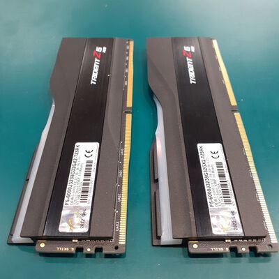 【鹿児島店】中古  32GB 2枚組(合計64GB) PC5-48000/DDR5-6000 デスクトップ用 190868 