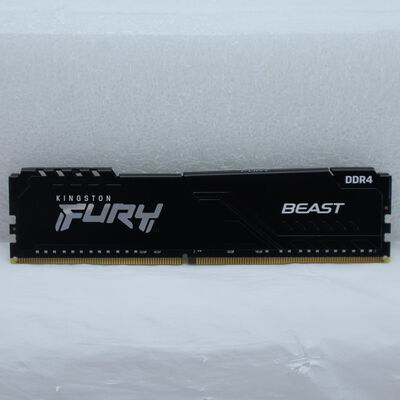 【通販センター】中古  PC4-21300 16GB デスクトップ用(DDR4-2666) 135638 