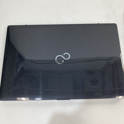 【神戸・三宮店】中古  LIFEBOOK　FMVA53B3BZ(i7-8550U/16GB/HDD1TB/W11H) 3430006265 