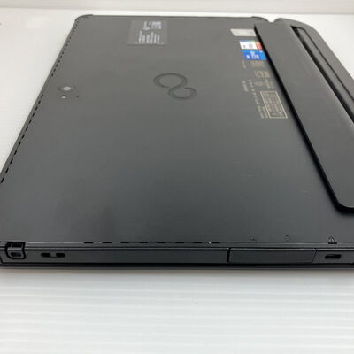 【秋葉原本店】中古  ARROWS TAB Q7311/FB(i5-1145G7/8GB/SSD128GB/W11P) 3410014323 