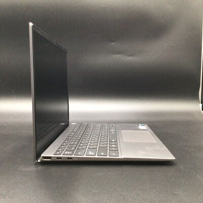 【秋葉原本店】中古  DELL P156G(i5-1235U/16GB/SSD256GB/W11H) 3410011671 