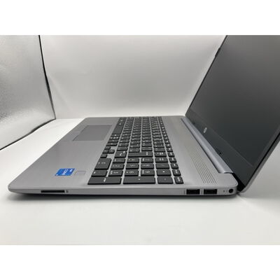 【仙台店】中古  HP 250 G8 Notebook PC (Core i5-1135G7/8GB/SSD256GB+HDD500GB/-/-/WLAN/15.6FHD/W11H/-) 3240010563 