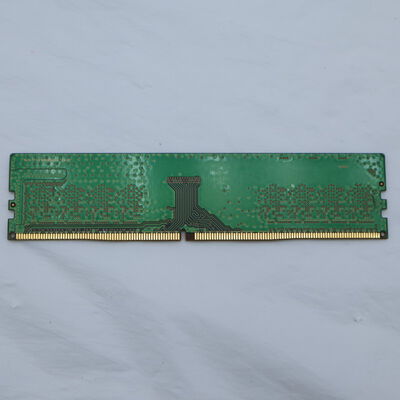 【通販センター】中古  PC4-21300 8GB デスクトップ用(DDR4-2666) 126165 