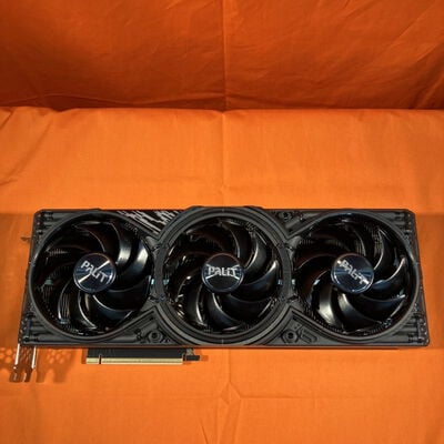 【なんば店】中古  Palit NE75070019K9-GB2050A GamingPro (RTX5070 12G) 176909 