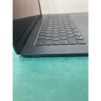 【浦添城間店(沖縄)】中古  Apple MacBook Air 15インチ 2024 (M3 8CPU 10GPU/8GB/256GB) ミッドナイト MRYU3J/A 4720001995 