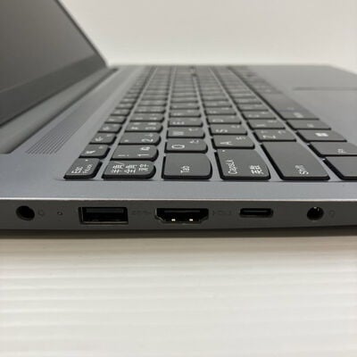 【秋葉原本店】中古  Lenovo ideapad slim3(Ryzen 7 7730U/16GB/SSD240GB/W11H) 3410014976 