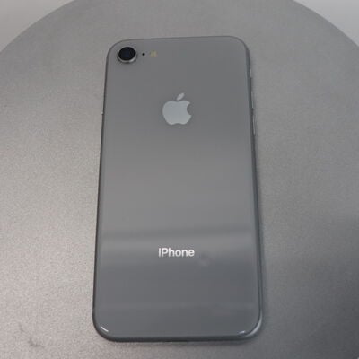 【札幌店】中古  【SIMロック解除済み】【au】 iPhone8 64GB (シルバー)  MQ792J/A 155203 