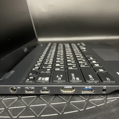 【新潟店】中古  FUJITSU LIFEBOOK U9310/D (Intel Core i5 10310U 1.7GHz/8GB/SSD256GB/-/オンボード/13.3/1920x1080/Wi-Fi/WEBCAM/W11P64) 176075 