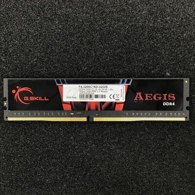 【白山FM松任店】中古  PC4-25600 16GB デスクトップ用(DDR4-3200) 140728 