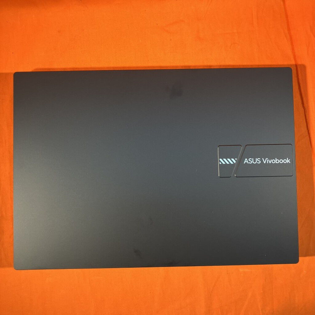中古 ASUS Vivobook 14 X1405VA-I7H165W (i7-13620H/16GB/SSD512GB
