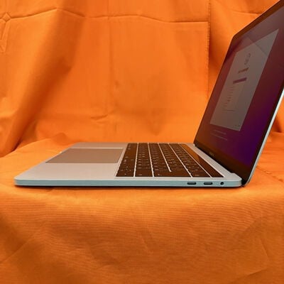 【なんば店】中古  Apple MacBook Pro 13インチ Late 2016 Core i5 2.0GHz/8GB/256GB SSD シルバー MLUQ2J/A 135890 
