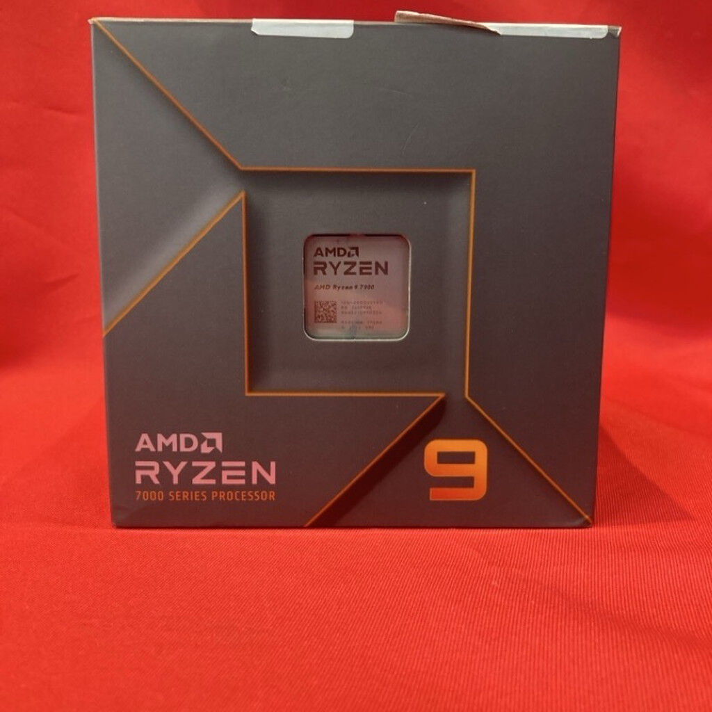 中古 AMD Ryzen 9 7900 BOX(AM5/3.7GHz/76M/C12/T24/65W) 3250006657