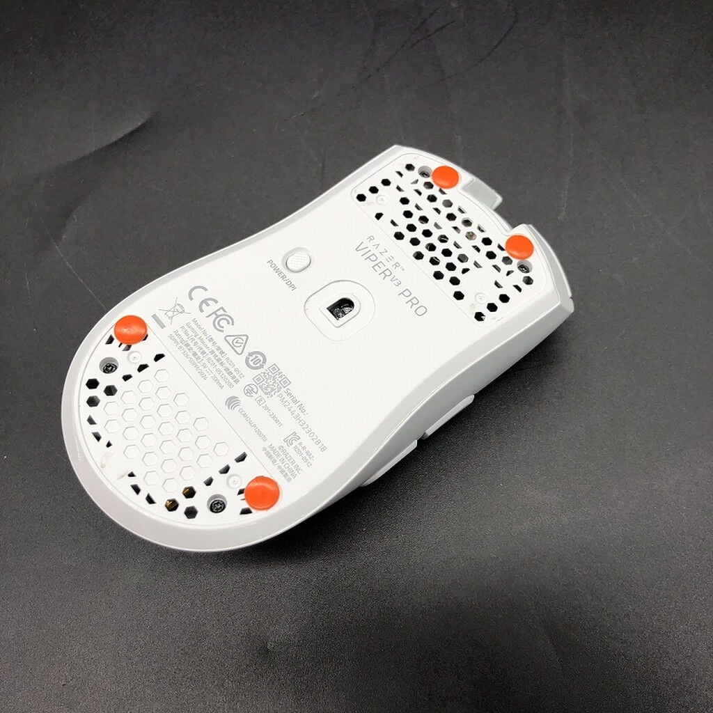 中古 RAZER VIPER V3 PRO White Edition 5280001576 （366491