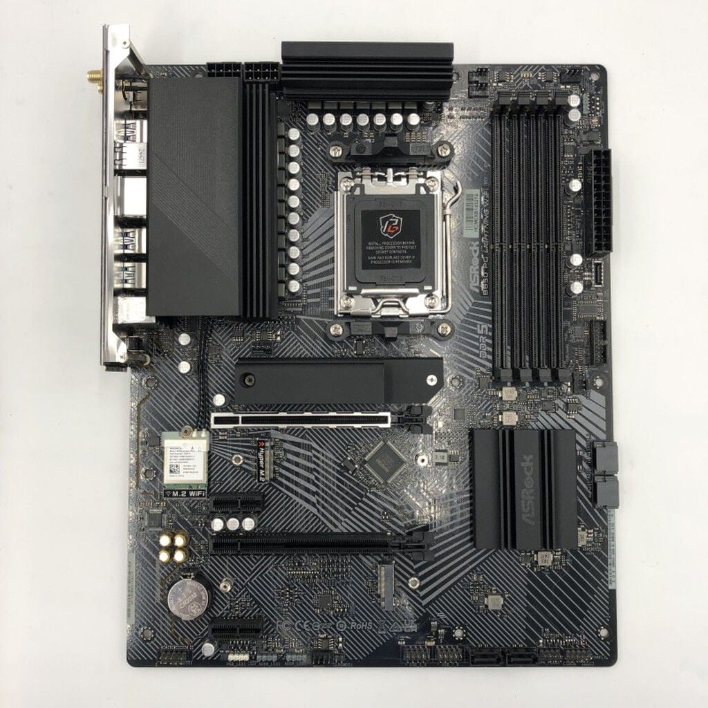 中古 ASRock B650 PG Lightning WiFi (B650 AM5 ATX DDR5) 5200000653