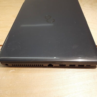 【鹿児島店】中古  FUJITSU FMV LAPTOP-G5UB8SDL(i7-8565U/8GB/SSD128GB/W11H) 4700001108 