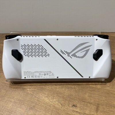 【富山本郷店】中古  ASUS ROG Ally RC71L-Z1E512（AMD Ryzen Z1 Extreme/16GB/512GB/W11H） 4760001678 