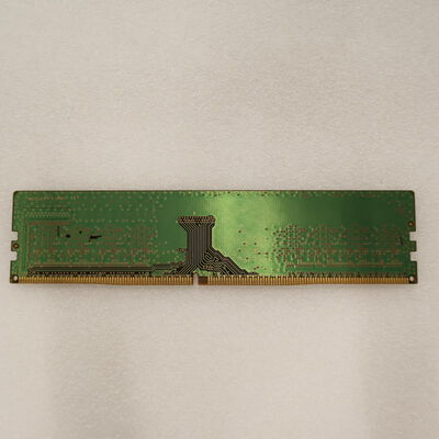 【通販センター】中古  PC4-21300 8GB デスクトップ用(DDR4-2666) 126165 