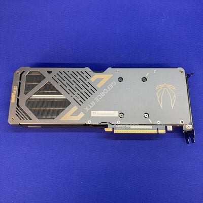 【横浜駅前店】中古  ZOTAC ZT-B50700J-10P SOLID OC (RTX5070 12GB) 176911 