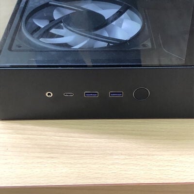 【甲府飯田店】中古  自作パソコン(Ryzen 7 9800X3D/32GB/SSD2TB/RTX5080/W11H) 4720002877 