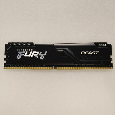 【通販センター】中古  PC4-21300 8GB デスクトップ用(DDR4-2666) 126165 