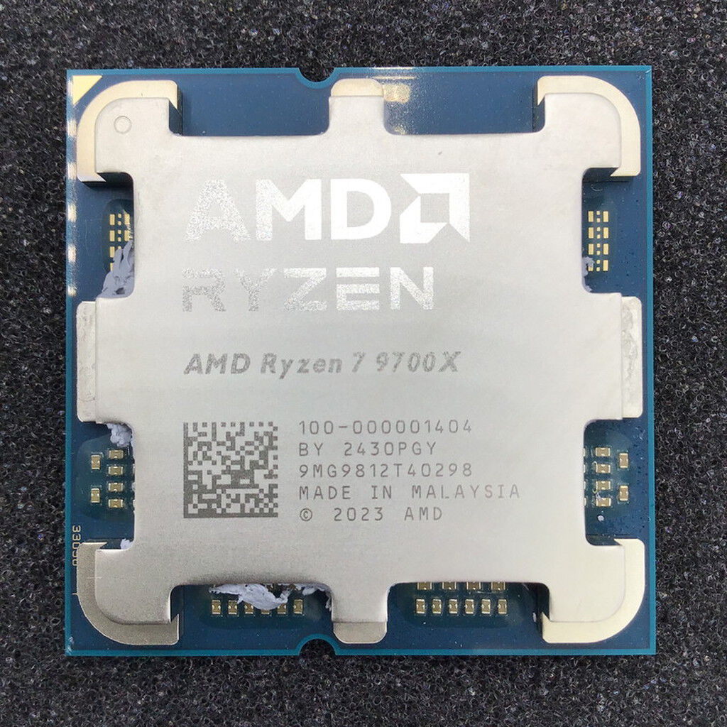 AMD Ryzen 7 9700X 中古美品（動作確認済み・AM5） 中古 AMD Ryzen 7 9700X (AM5/3.8GHz/40M/C8/T16/65W) 1460024845