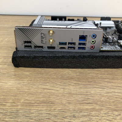 【津ラッツ店】中古  ASRock B760 Pro RS WiFi(B760 1700 ATX DDR5) 4990001693 