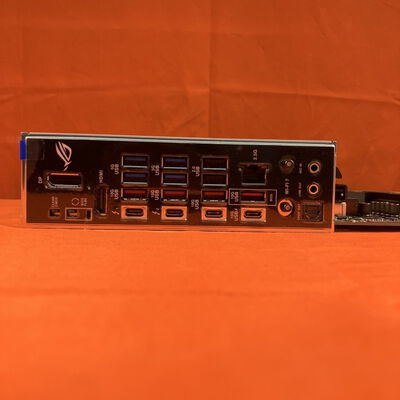 【なんば店】中古  ASUS ROG STRIX Z890-F GAMING WIFI(Z890 1851 ATX DDR5) 172176 