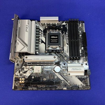 【横浜駅前店】中古  ASRock B650M Pro RS WiFi (B650 AM5 mATX DDR5) 3400009154 