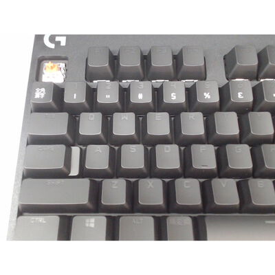 【前橋ｲﾝﾀｰｱｶﾏﾙ店】中古  Logicool G-PKB-002LNd (有線 ｹﾞｰﾐﾝｸﾞｷｰﾎﾞｰﾄﾞ) 4540002110 