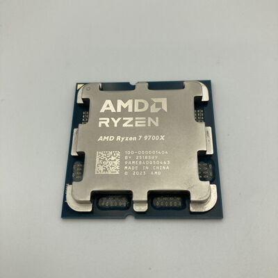 【神戸・三宮店】中古  AMD Ryzen 7 9700X (AM5/3.8GHz/40M/C8/T16/65W) 169022 