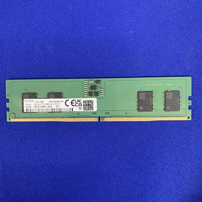 【横浜駅前店】中古  PC5-38400 8GB デスクトップ用 151530 