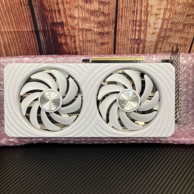 【富士青葉店】中古  Palit NE7506TU19P1-GB2062M (RTX5060Ti 8GB WHITE OC) 188962 