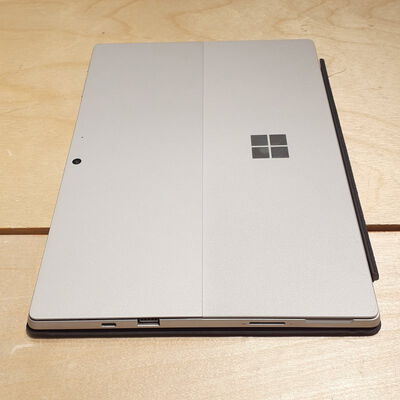 【鹿児島店】中古  Microsoft Surface Pro 7(i5-1035G4/8GB/SSD128GB/オンボード/12.3/2736*1824/W11P) 4700001141 