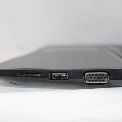 【通販センター】中古  DELL Vostro 3590(Intel Core i5 10210U 1.60GHz/16GB DDR4/SSD256GB/-/オンボード/15.6/1920x1080/GbE/Wi-Fi/WEBCAM/W11P/VBT) 197905 