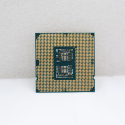 【通販センター】中古  INTEL Core i9 10850K (1200/3.6G/20M/C10/T20) 143397 