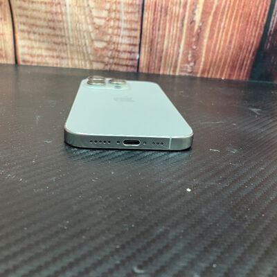 【富士青葉店】中古  【au版SIMフリー】Apple iPhone16 Pro 256GB ナチュラルチタニウム MYN33J/A 170285 
